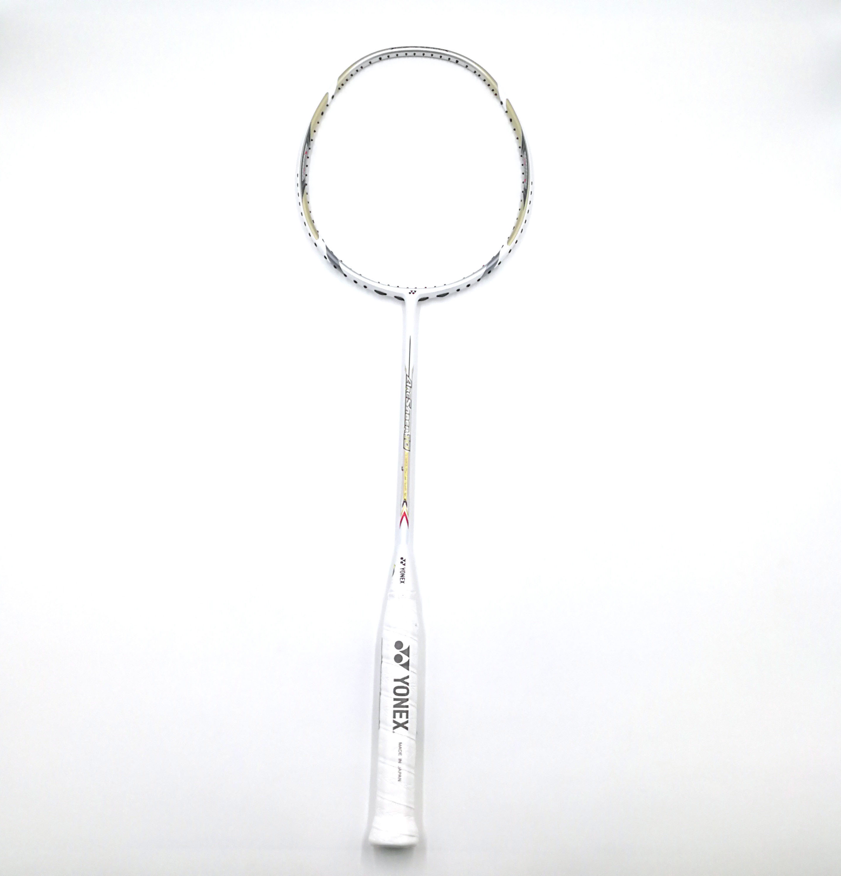 yonex white colour racket